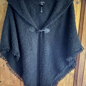 Elegant Black Cape with Toggle Closure